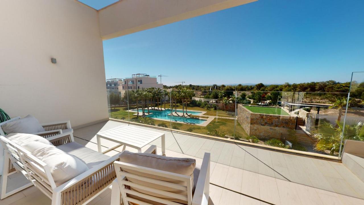 Colinas Golf, Luxury Penthouse